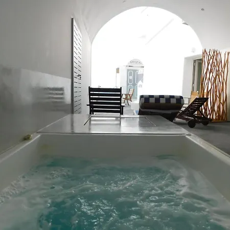 Caldera Bird's Eye Suites *